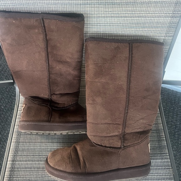 Women’s Skechers Australia Tall Chocolate Suede Boots size 8 - Picture 1 of 8